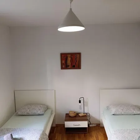 Mit Terrasse By Interhome * ספליט